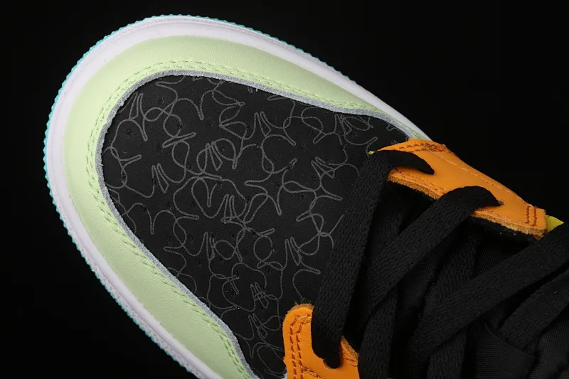 All categories Air Jordan Jordan series basketball shoes Air Jordan 1 Mid Air Jordan 1 Mid SE AJ1 Joe 1 four-leaf clover mid-top basketball shoes BQ6931-037